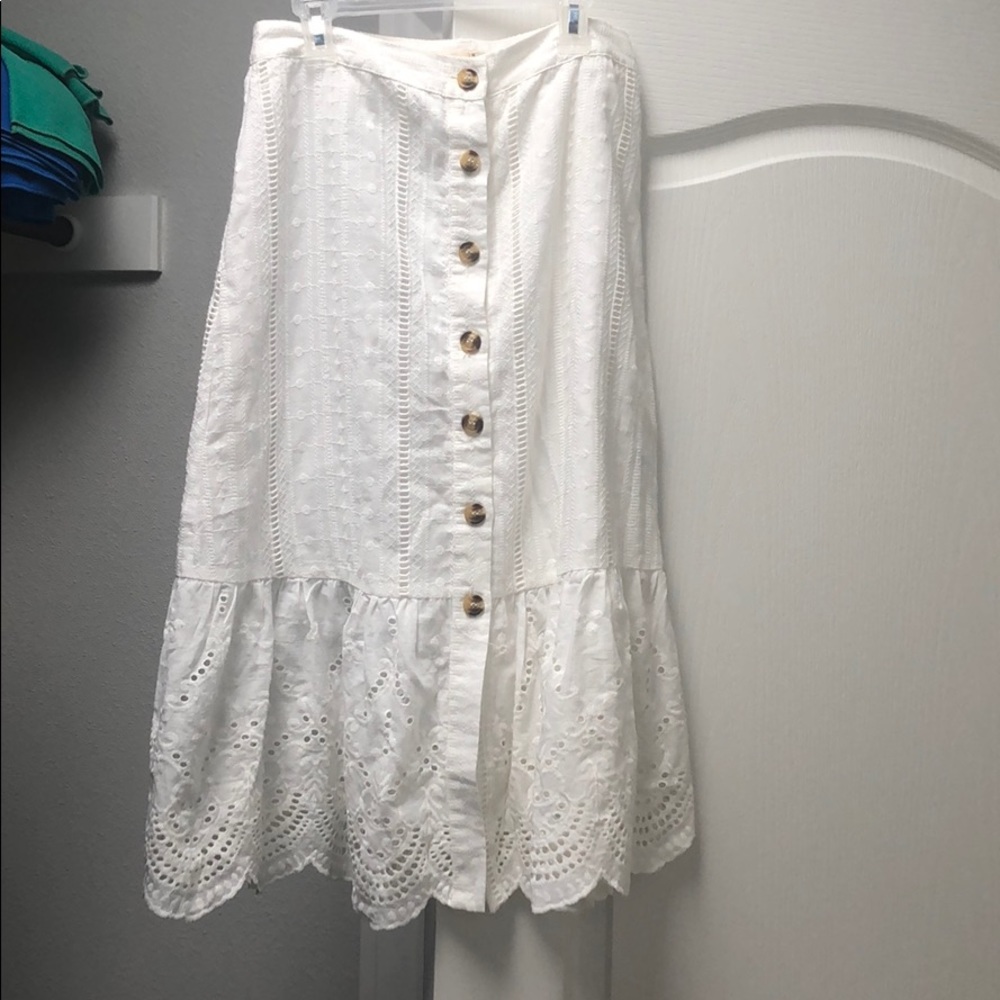 Worn 1 time off white skirt